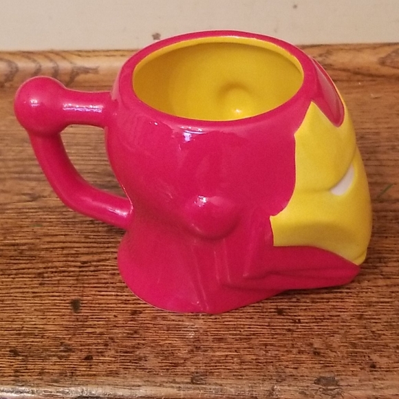 Marvel Iron Man Helmet Coffee Mug New - Picture 2 of 4